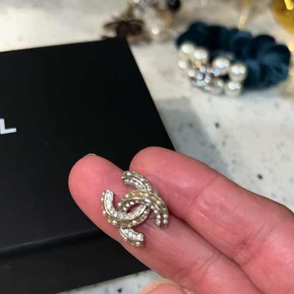 Chanel CC pearl vintage earrings - Picture 5 of 5